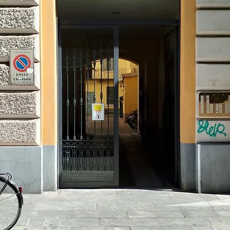 Casati Modern Two-room Corso Buenos Aires Milán
